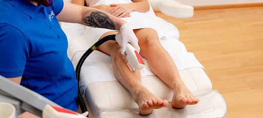 Dauerhafte Haarentfernung an den Beinen in Erlangen