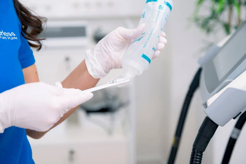 Vorbereitung Laser-Haarentfernung Intimbereich Frankfurt am Main