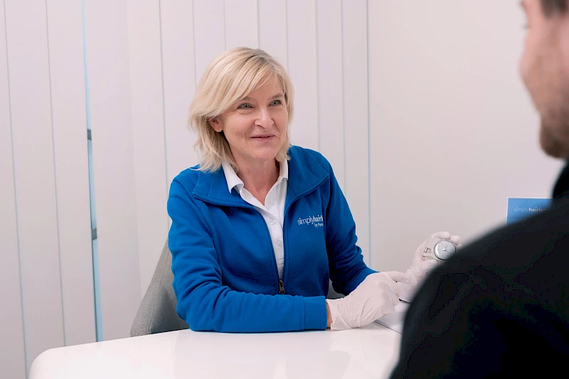 Consultation appointment at simplyhairless Bayreuth